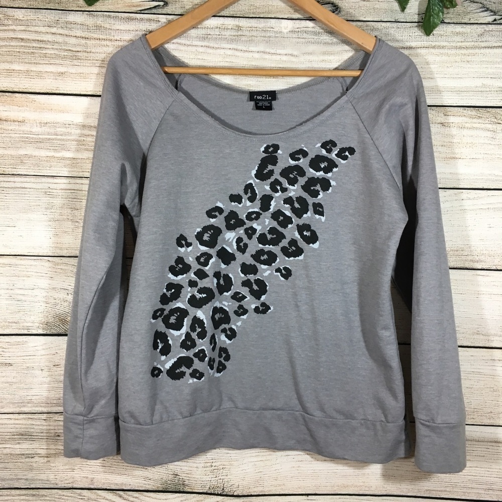 Rue 21 | Leopard Print Grey Top
